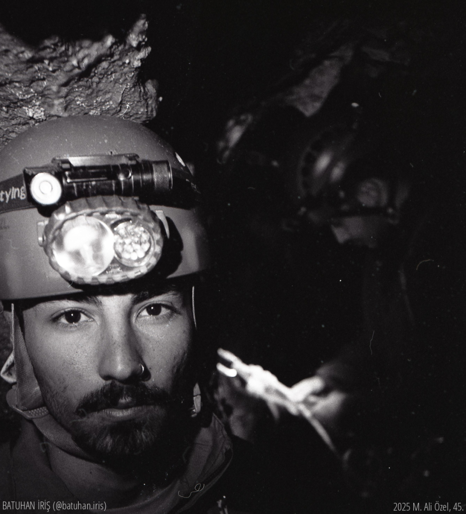 Mağarada film çekmek için kameramı götürdüğüm günde çekildi.